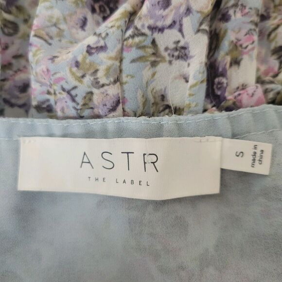 ASTR the Label Half Sleeve Back Cut Out Top ,Size S - Picture 7 of 9